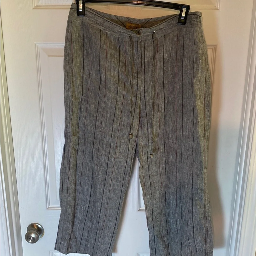 Peck & Peck Weekend Linen Pants with Red Accents Crop